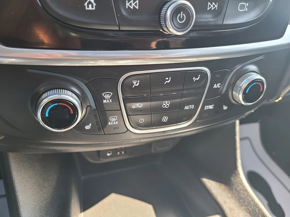 2020 Chevrolet Traverse - Image 20 of 21