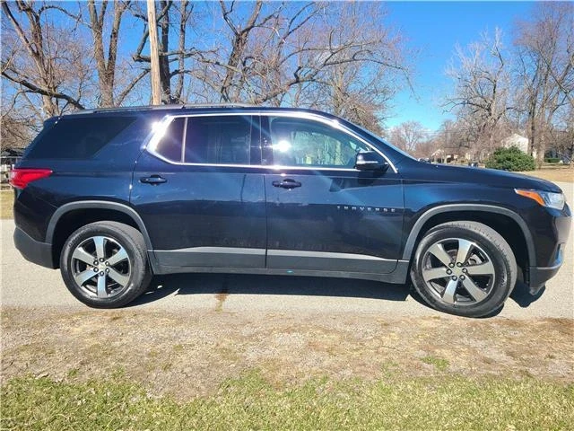 2020 Chevrolet Traverse - Image 6 of 21