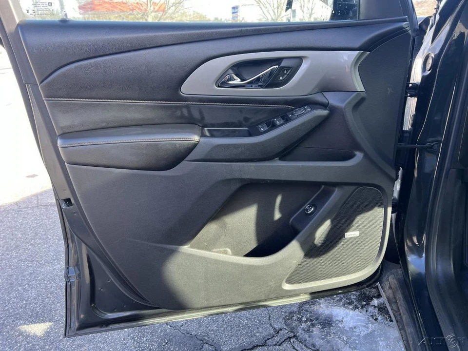 2020 Chevrolet Traverse - Image 12 of 12