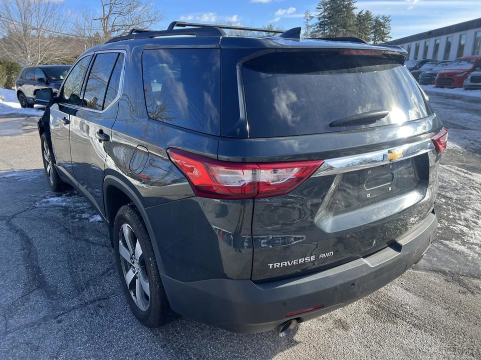 2020 Chevrolet Traverse - Image 7 of 12