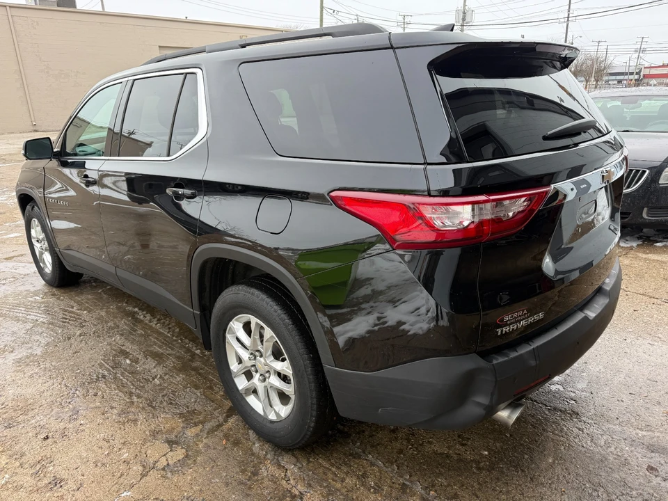 2020 Chevrolet Traverse - Image 11 of 21
