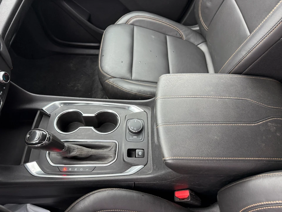 2020 Chevrolet Traverse - Image 8 of 21