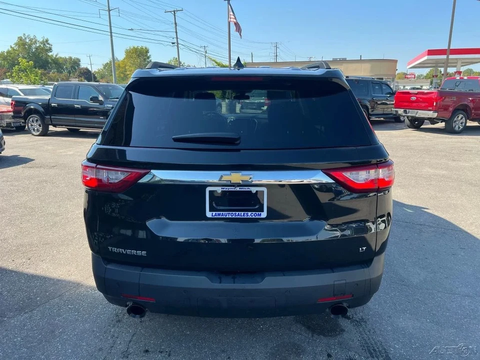 2020 Chevrolet Traverse - Image 4 of 12