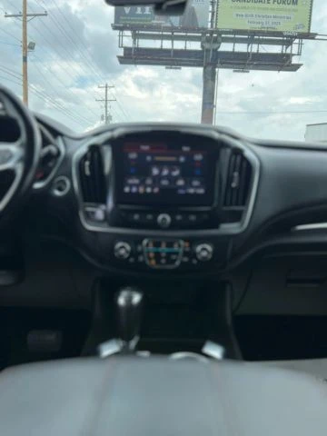 2020 Chevrolet Traverse - Image 11 of 21