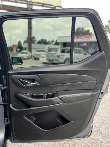 2020 Chevrolet Traverse - Image 18 of 21