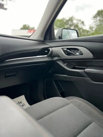 2020 Chevrolet Traverse - Image 12 of 21