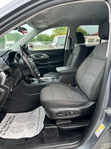 2020 Chevrolet Traverse - Image 8 of 21