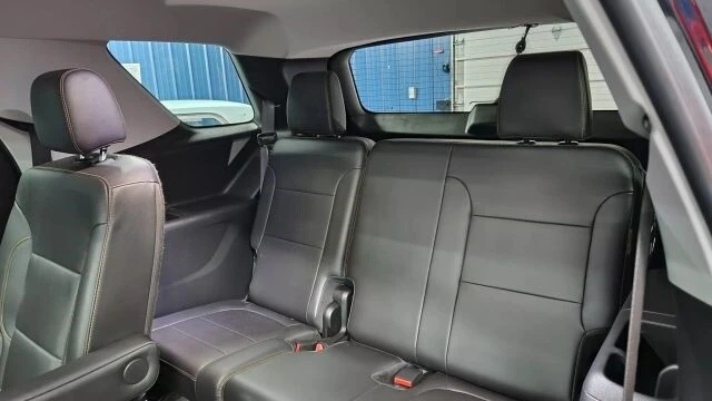 2020 Chevrolet Traverse - Image 18 of 21