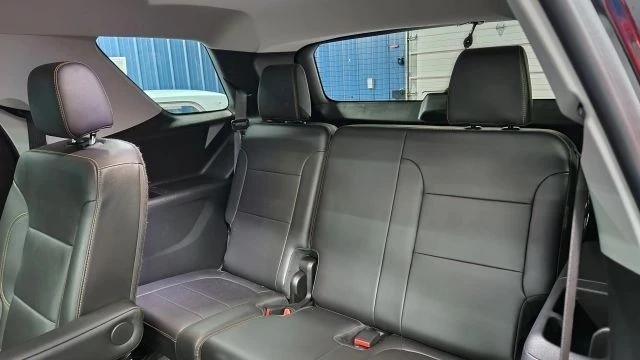 2020 Chevrolet Traverse - Image 18 of 21