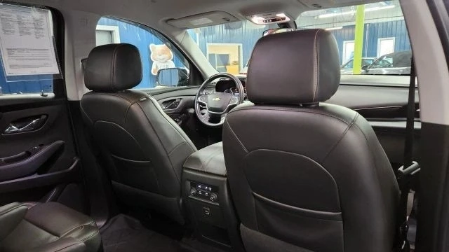2020 Chevrolet Traverse - Image 13 of 21