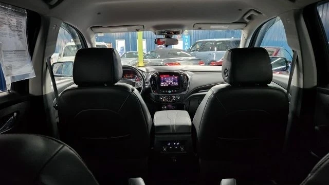 2020 Chevrolet Traverse - Image 15 of 21