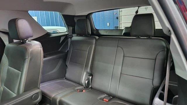 2020 Chevrolet Traverse - Image 18 of 21