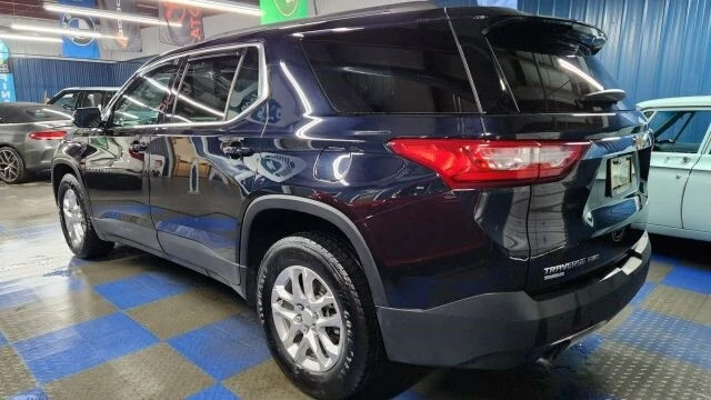 2020 Chevrolet Traverse - Image 4 of 12