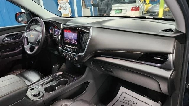2020 Chevrolet Traverse - Image 9 of 21
