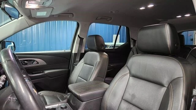 2020 Chevrolet Traverse - Image 7 of 12