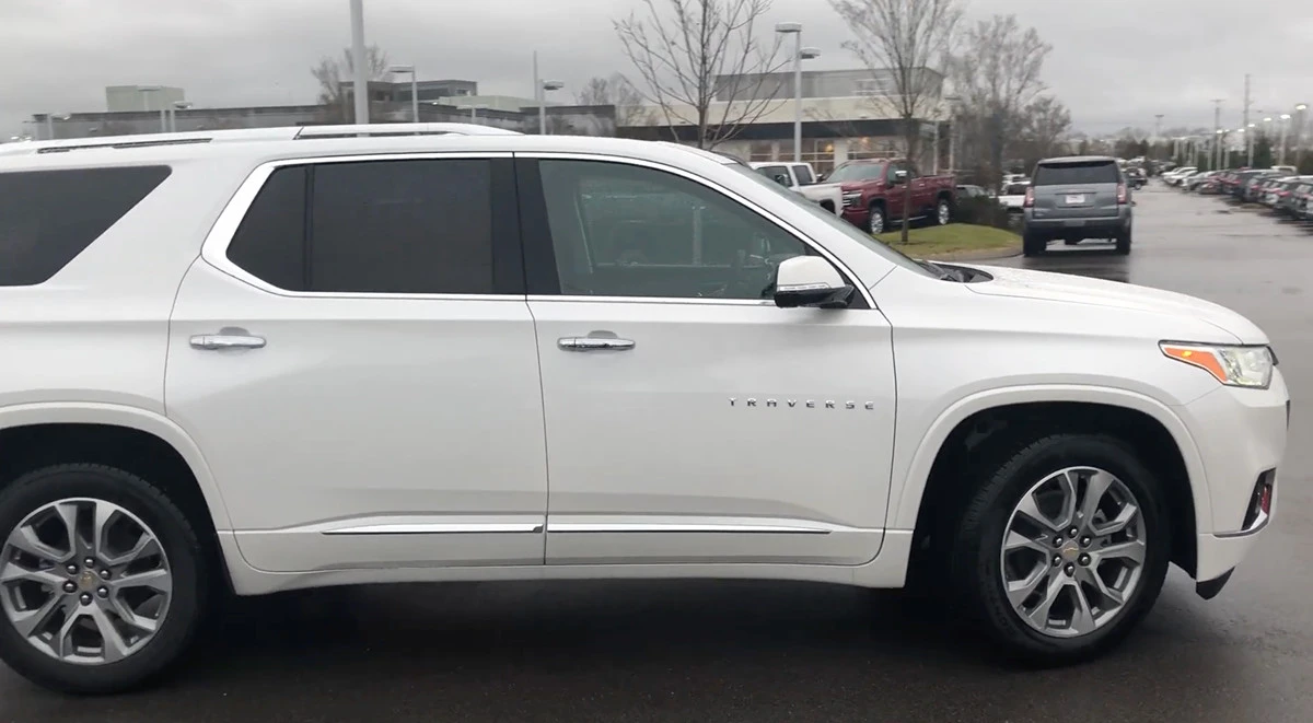 2020 Chevrolet Traverse - Image 4 of 9