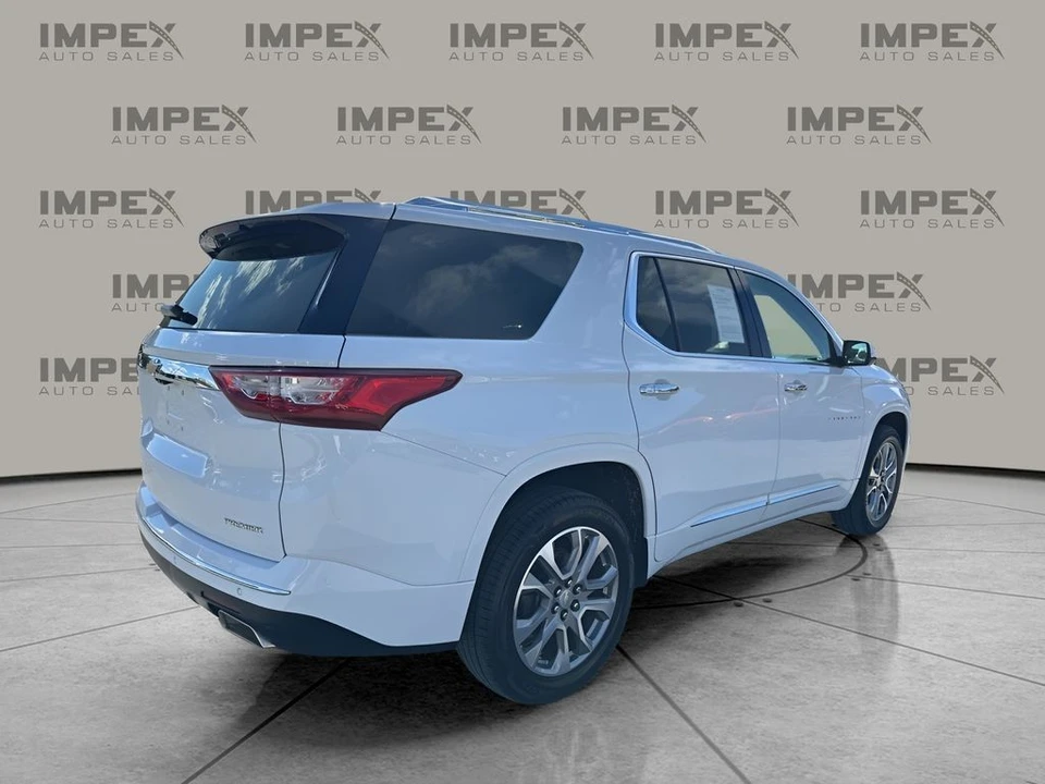 2020 Chevrolet Traverse - Image 5 of 12