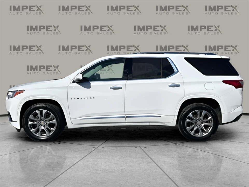 2020 Chevrolet Traverse - Image 2 of 12