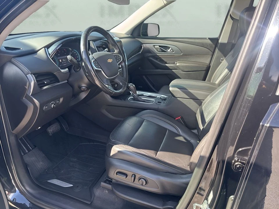 2020 Chevrolet Traverse - Image 9 of 12