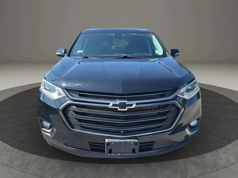 2020 Chevrolet Traverse - Image 2 of 12