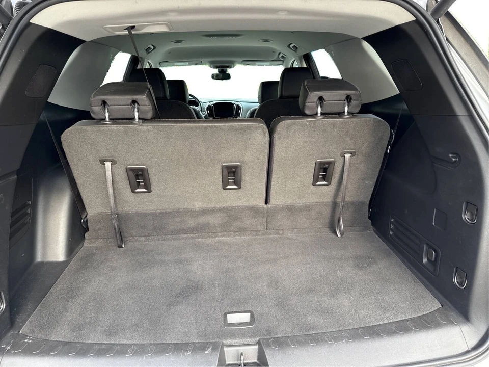 2020 Chevrolet Traverse - Image 12 of 21