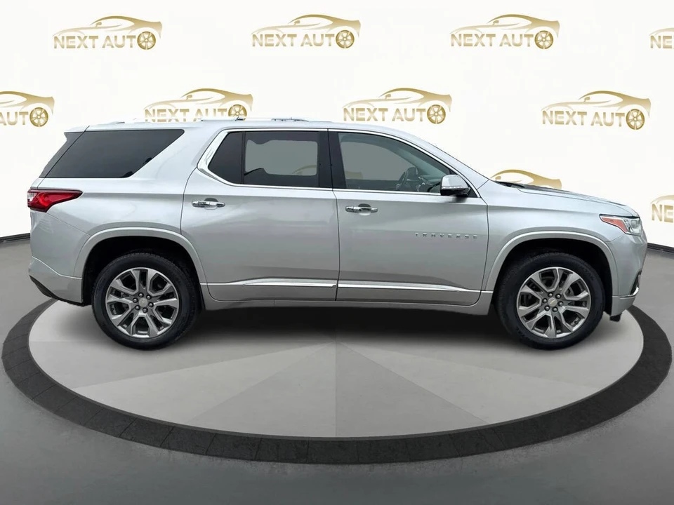 2020 Chevrolet Traverse - Image 6 of 21