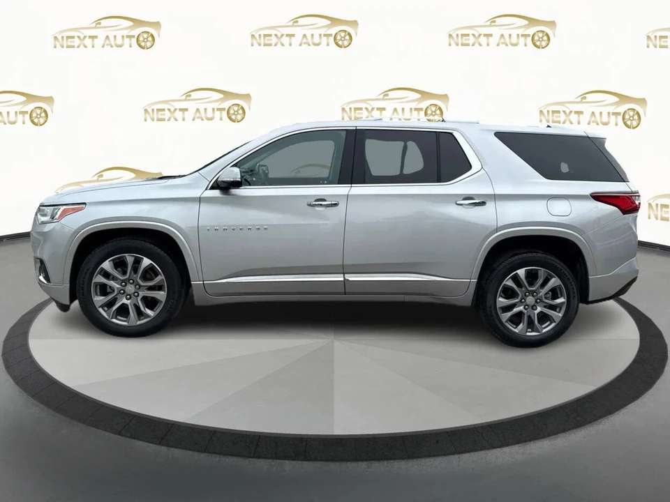 2020 Chevrolet Traverse - Image 2 of 21