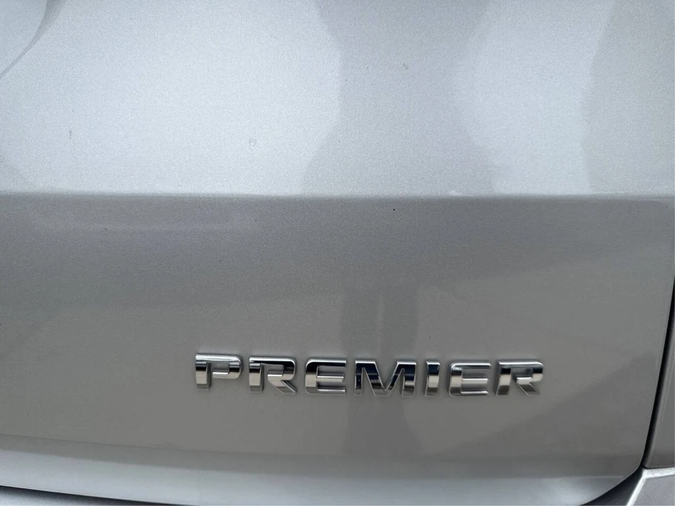 2020 Chevrolet Traverse - Image 16 of 21