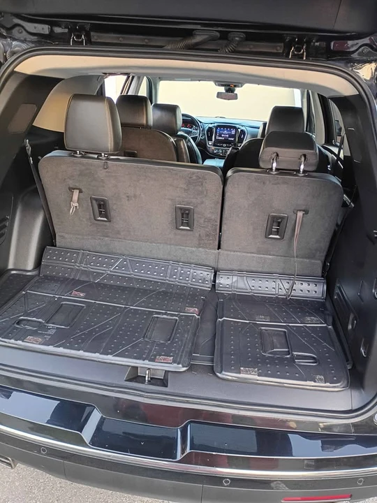 2020 Chevrolet Traverse - Image 9 of 11