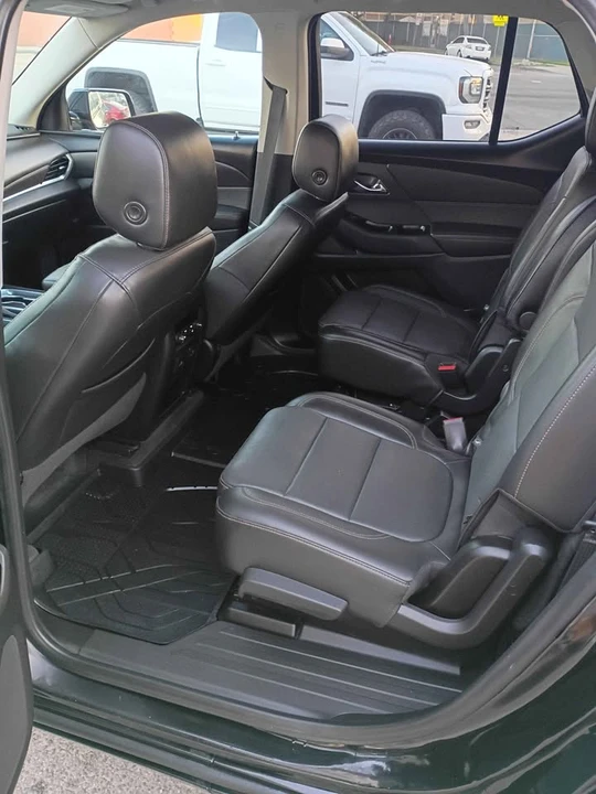 2020 Chevrolet Traverse - Image 8 of 11