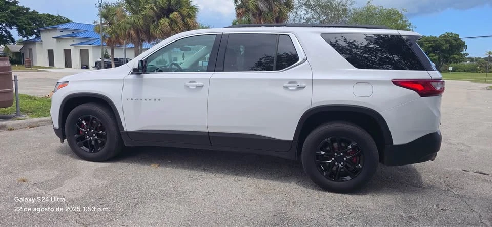 2020 Chevrolet Traverse - Image 11 of 13