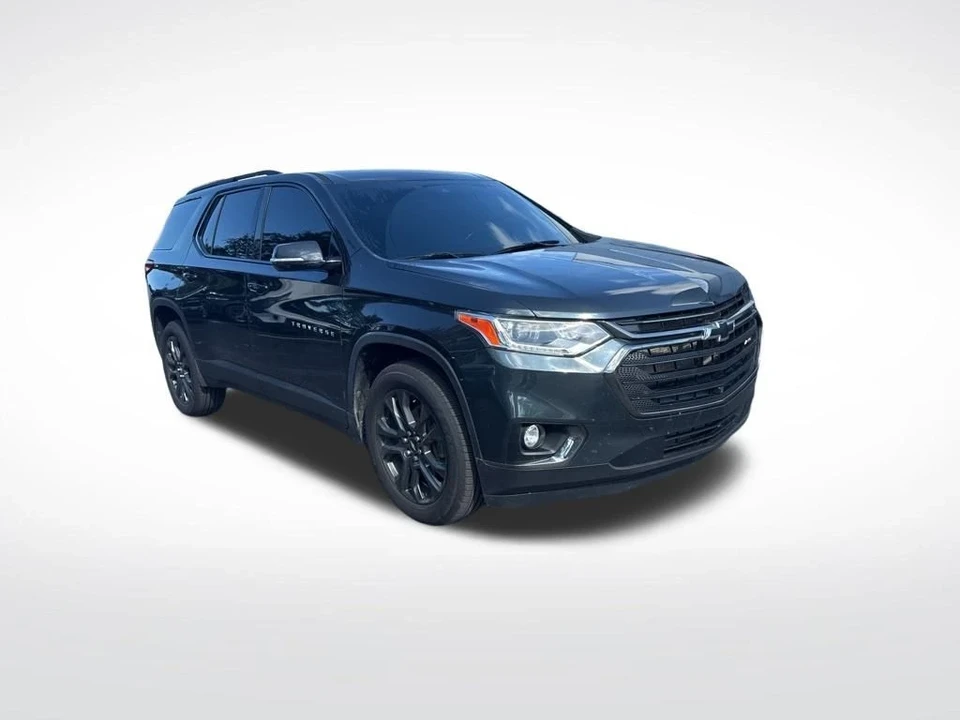 2020 Chevrolet Traverse - Image 2 of 12
