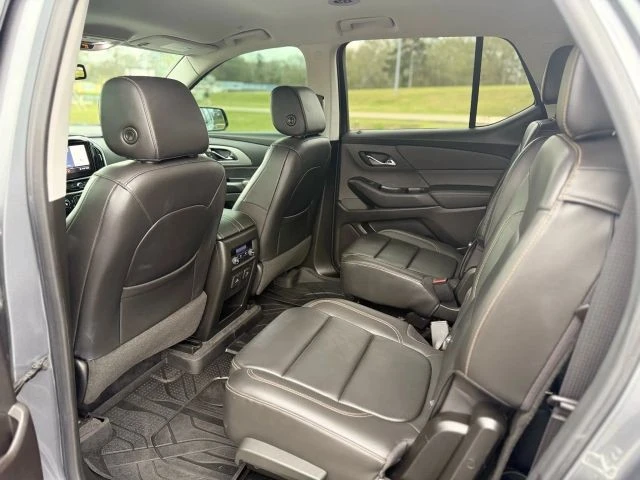 2020 Chevrolet Traverse - Image 9 of 19