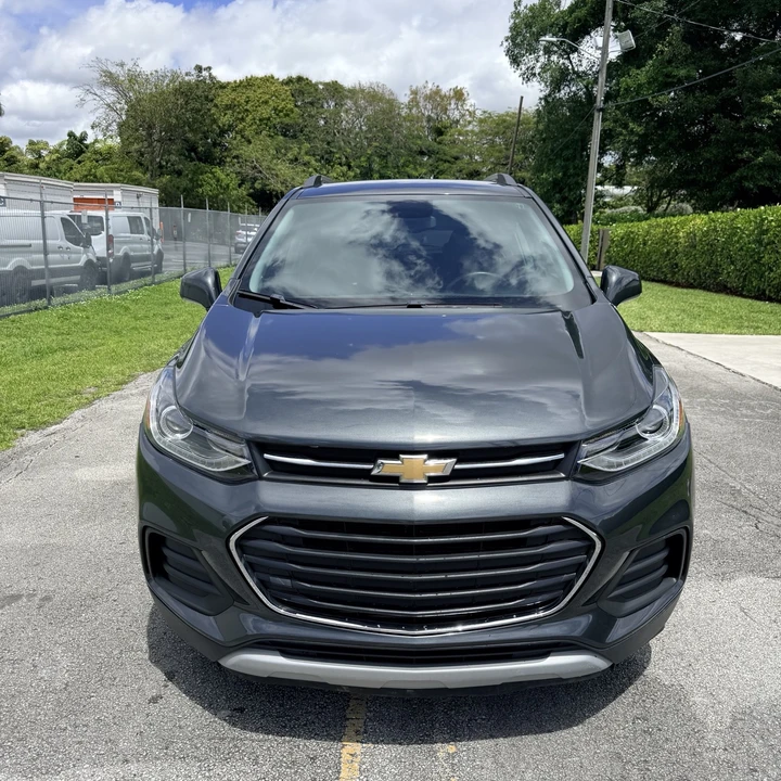 2020 Chevrolet Trax - Image 2 of 16