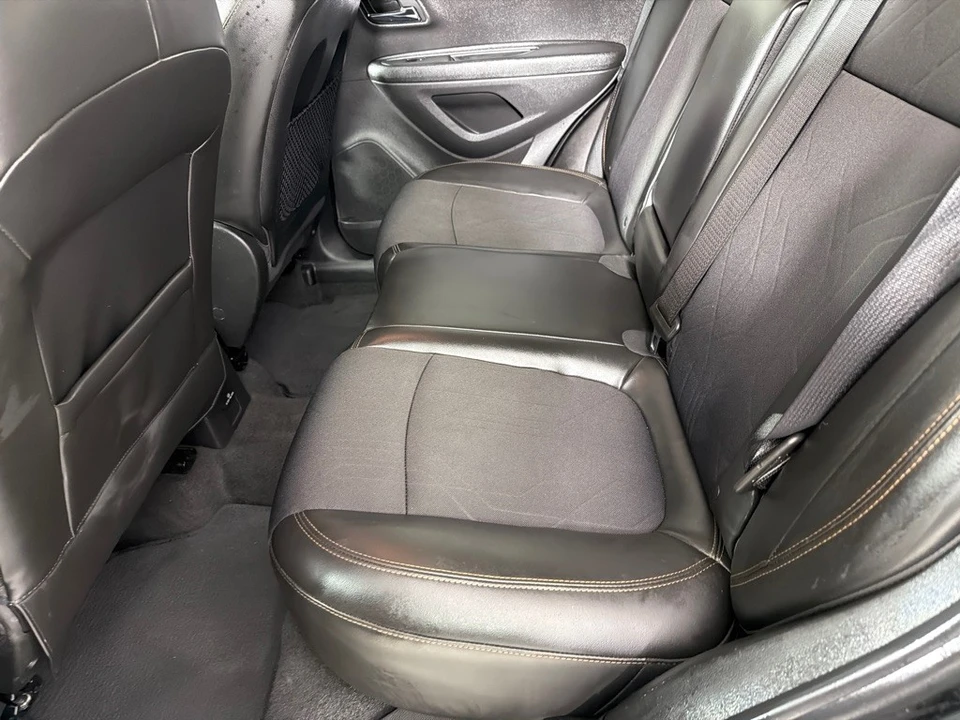 2020 Chevrolet Trax - Image 17 of 21