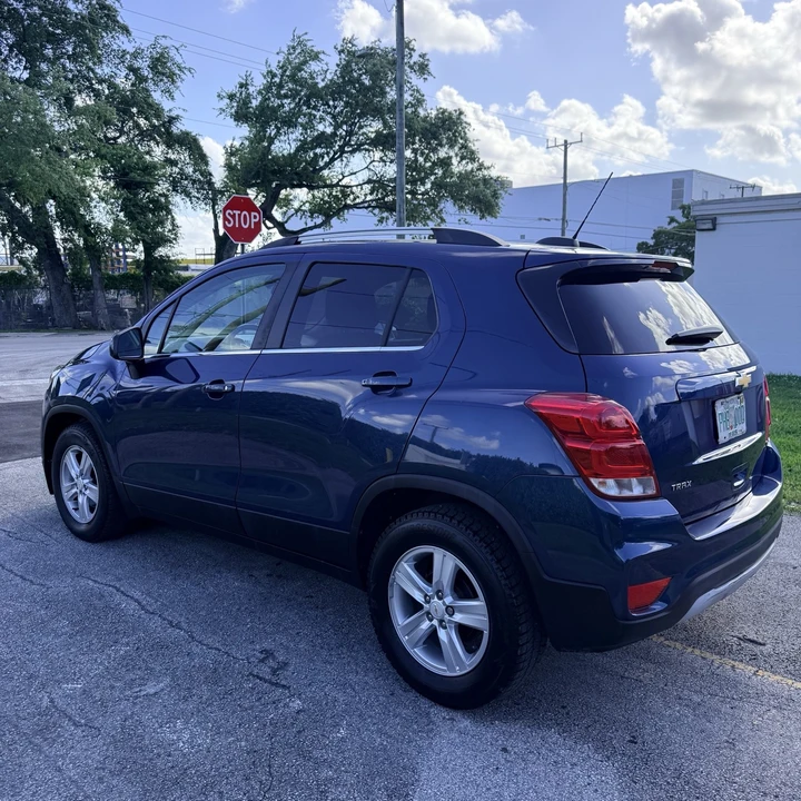 2020 Chevrolet Trax - Image 8 of 21