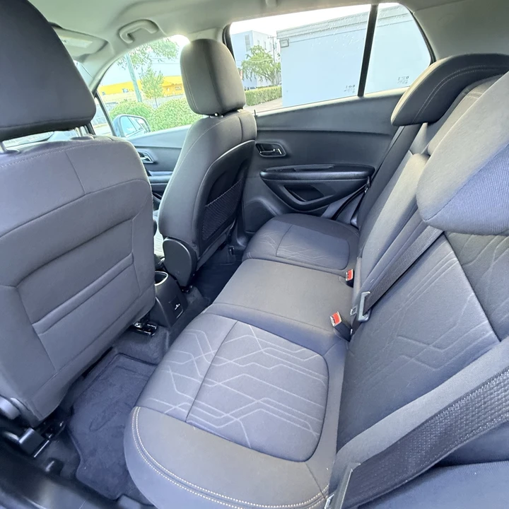 2020 Chevrolet Trax - Image 17 of 21
