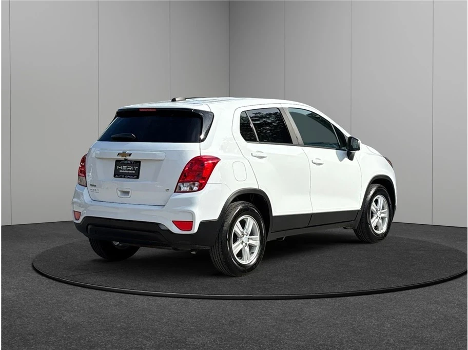 2020 Chevrolet Trax - Image 9 of 21