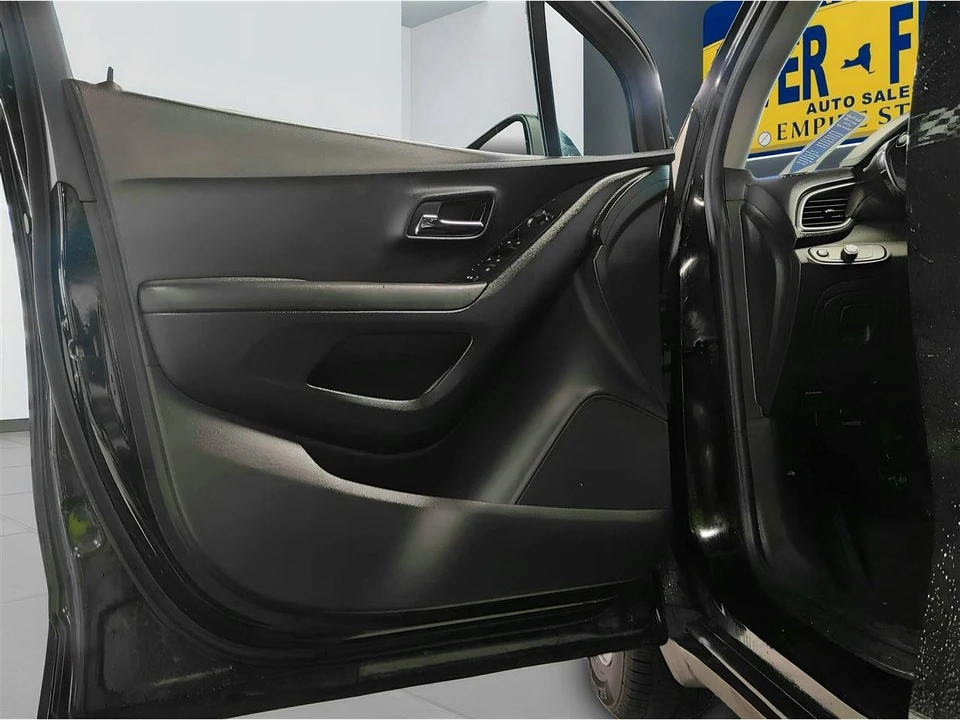 2020 Chevrolet Trax - Image 16 of 22