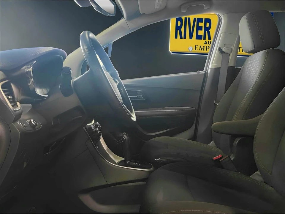 2020 Chevrolet Trax - Image 9 of 22