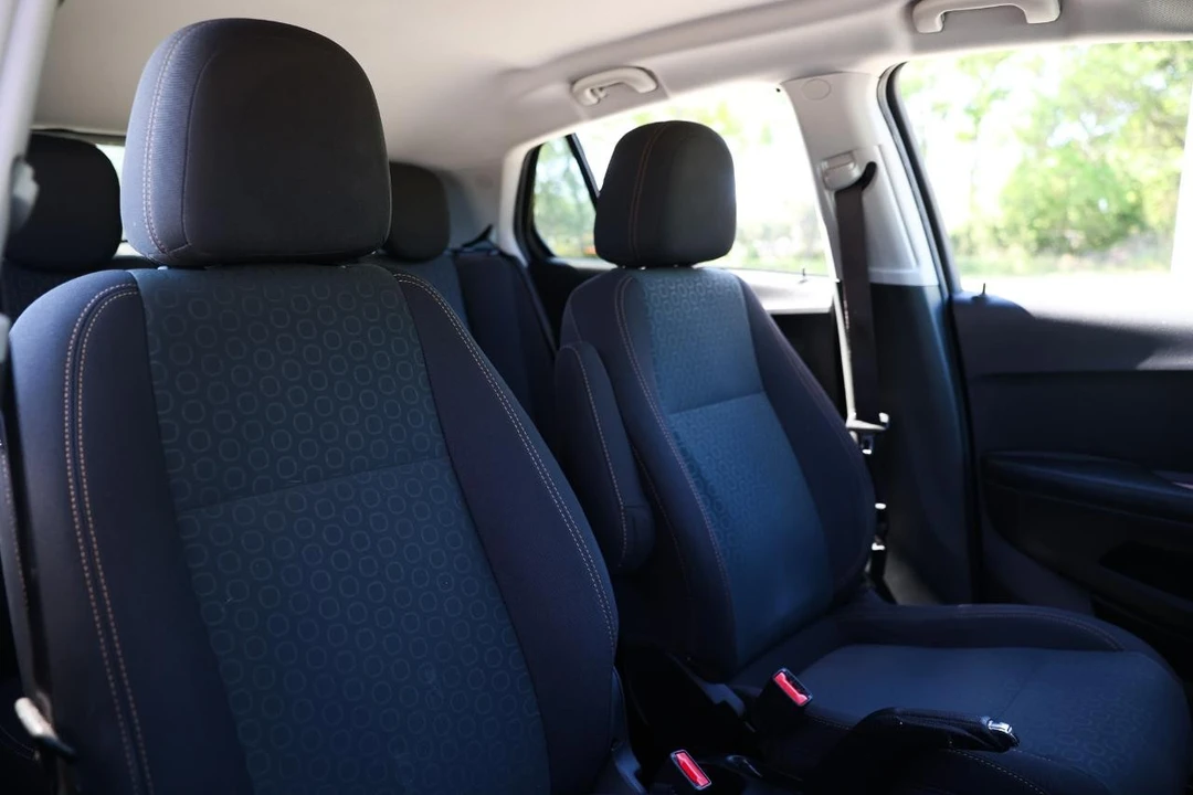 2020 Chevrolet Trax - Image 14 of 21
