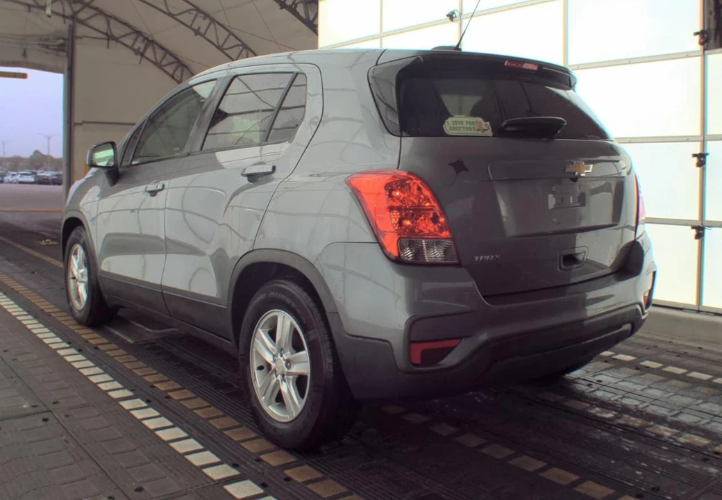 2020 Chevrolet Trax - Image 8 of 12