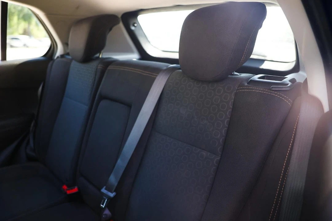 2020 Chevrolet Trax - Image 8 of 21