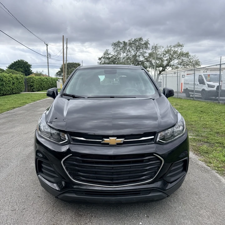 2020 Chevrolet Trax - Image 2 of 16