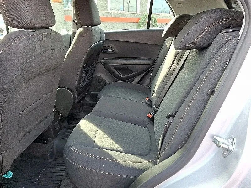 2020 Chevrolet Trax - Image 11 of 12