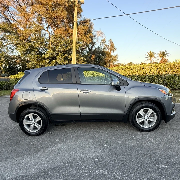2020 Chevrolet Trax - Image 8 of 14