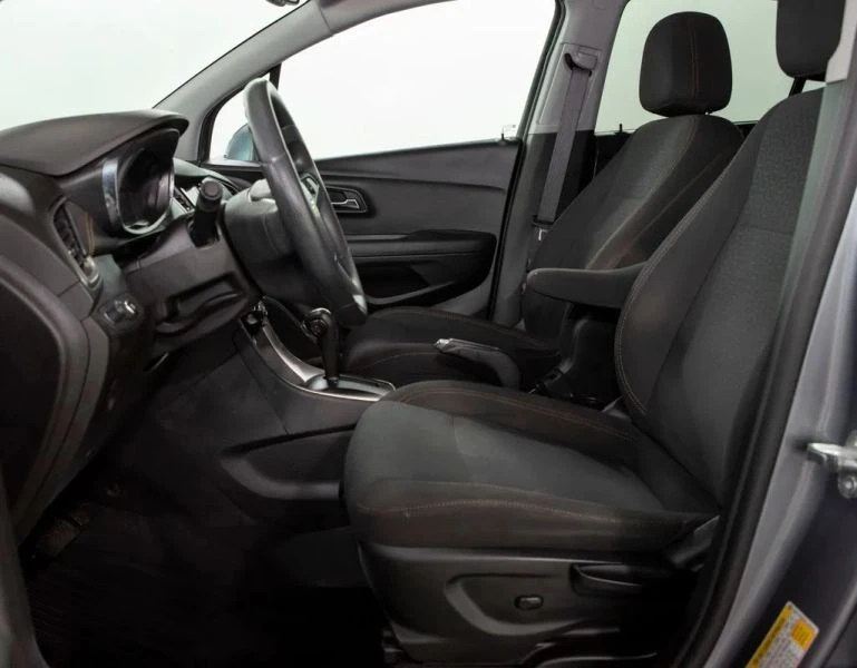 2020 Chevrolet Trax - Image 6 of 12