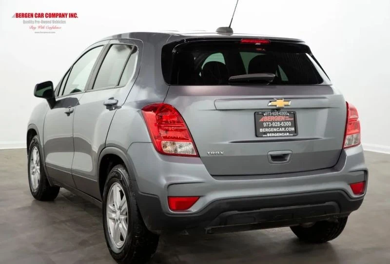 2020 Chevrolet Trax - Image 8 of 12