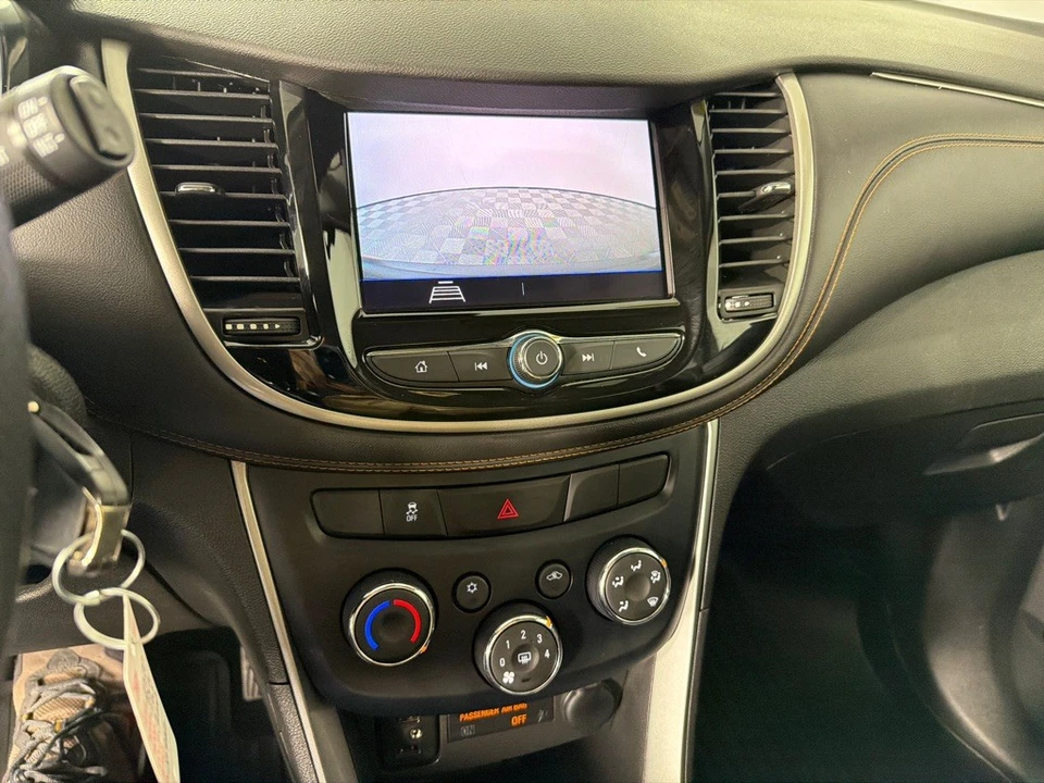 2020 Chevrolet Trax - Image 17 of 21