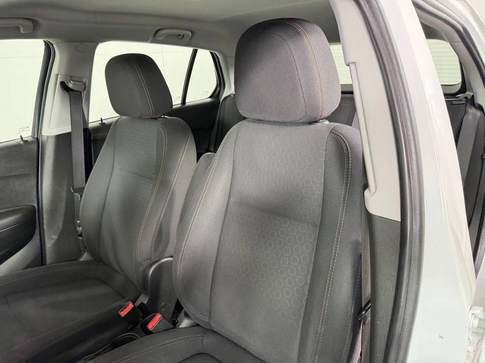 2020 Chevrolet Trax - Image 13 of 21